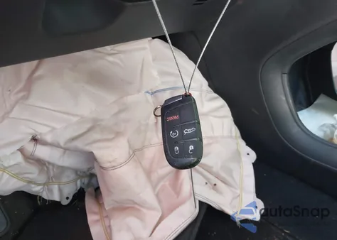 2015 Chrysler 200 C z USA, uszkodzony, nr VIN 1C3CCCCB1FN673303